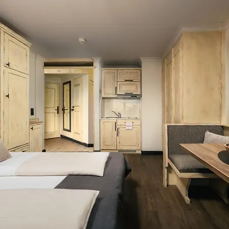 Mondi Hotel Axams Aparthotel Axams